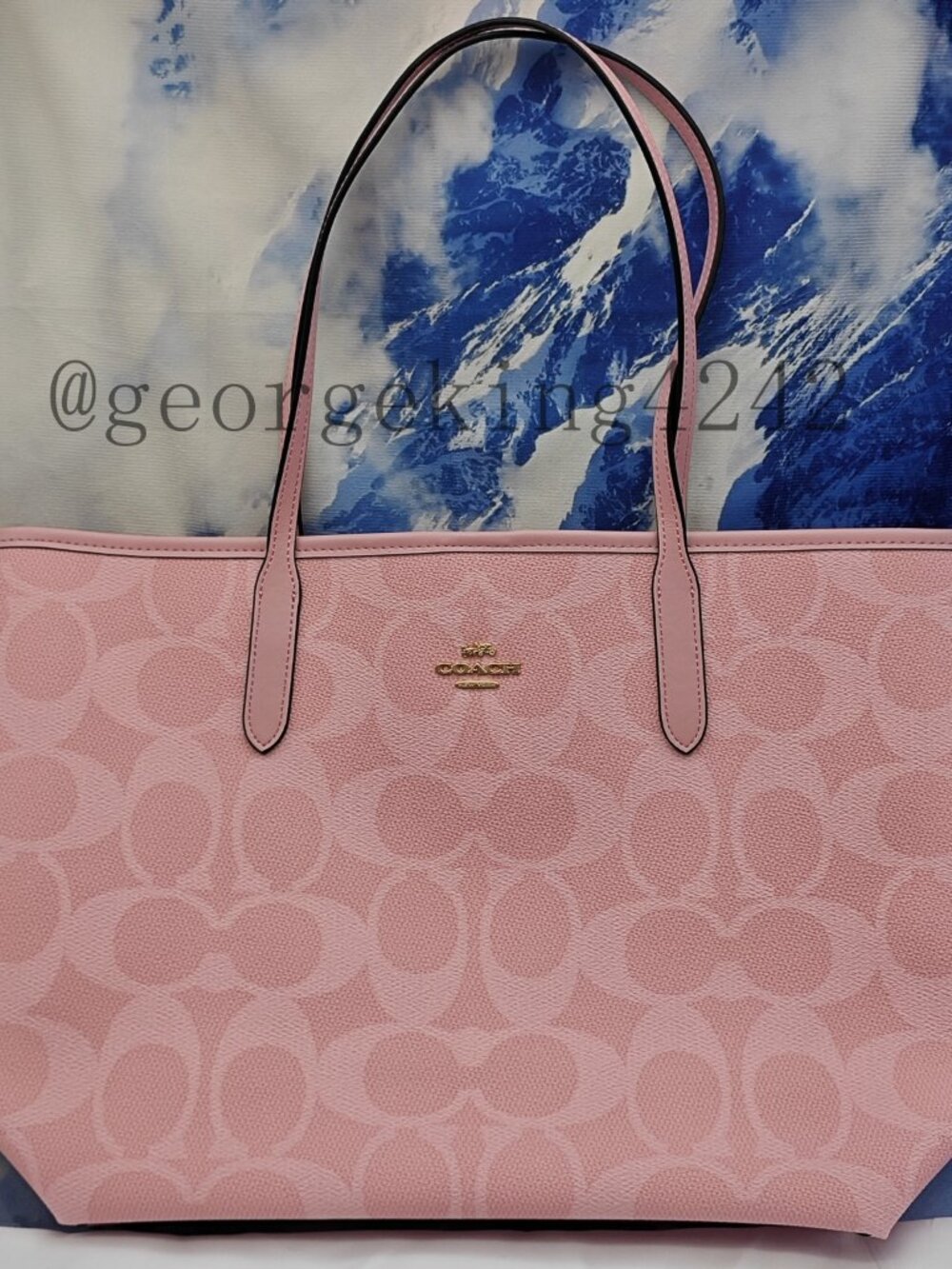 😘😘Coach City Tote Bag In Signature Canvas in powder pink color - Picture 7 of 12